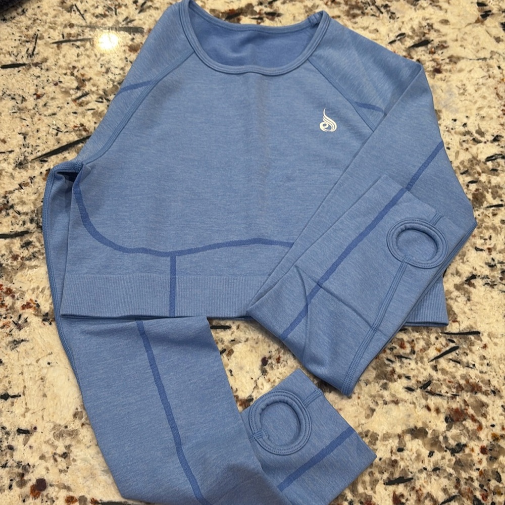 Ryderwear crop top